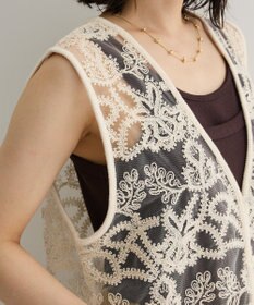 Green Parks レース刺繍ベスト