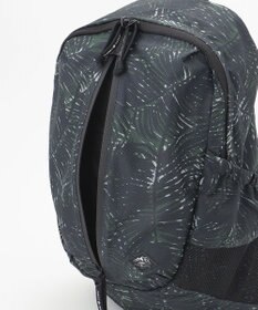 JOSEPH ABBOUD MOUNTAIN 【UNISEX】3Dエンボスリーフ バックパック