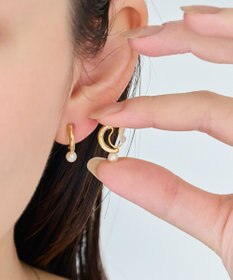 Phoebe 〈痛くないシリーズ/金属アレルギー対応〉ソロパールフープライトフィットイヤリング　ゴールド/ニッケルフリー