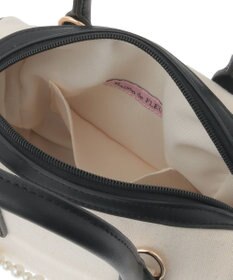 Maison de FLEUR チャーム付きキャンバスボストンバッグ