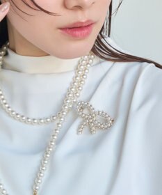 Phoebe グレインパールリボンブローチ