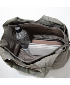 Y'SACCS リサイクルナイロン　ふんわりトート　Mサイズ