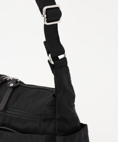 Y'SACCS トリプルポケットベーシックショルダー