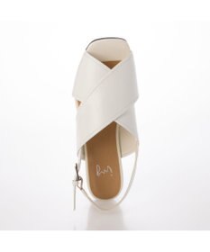 ing <ing>クロスベルトストラップサンダル