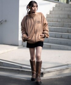 WEGO 【ユニセックス着用ITEM/MLサイズ展開】フェイクスウェードロゴスウィングトップ