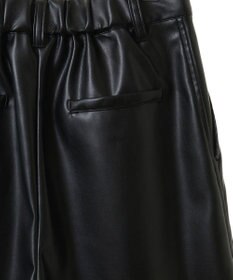 Green Parks レザーショートパンツ