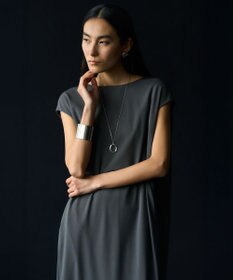 23区 【GOLD LABEL】リュクスジャージー バックデザイン ワンピース
