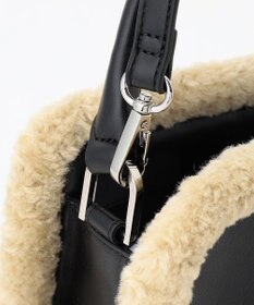 ICB 【CLASSY.1月号掲載】トリミングスクエア ショルダーバッグ