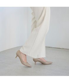 MODE ET JACOMO <MODE ET JACOMO>ポインテッドVカットプレーンパンプス