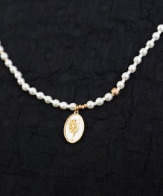 monshiro 【セレモニーにも】スズラングラスパールロングネックレス（メガネチェーンにも）