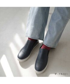 Pointer 本革スライドオンスリッポン