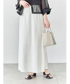 Te chichi バイアスサテンスカート