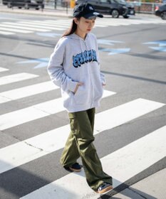 WEGO 【ユニセックス着用ITEM】ワッペンロゴZIPパーカー