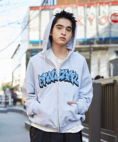 WEGO 【ユニセックス着用ITEM】ワッペンロゴZIPパーカー