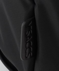 Y'SACCS トリプルポケットベーシックショルダー