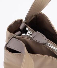 Y'SACCS スクエアすっきりトート Mサイズ