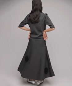 組曲 S 【組曲×setsuko sagittaire】ボンボンフラワー襟付き ニット