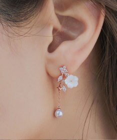 Tiaclasse 【金属アレルギー対応】 シアーフラワードロップピアス