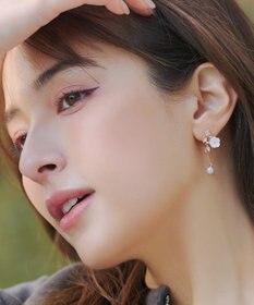 Tiaclasse 【金属アレルギー対応】 シアーフラワードロップピアス