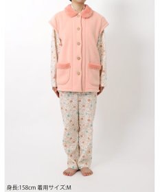 Wing ベスト 3分袖 ショート丈(腰付近) フリース素材 ボア使用(裏側) 保温性 あたたかい 前開きタイプ レディース EX2070 ウイング／ワコール