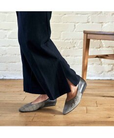 ing <ing>アシンメトリーカットフラットパンプス