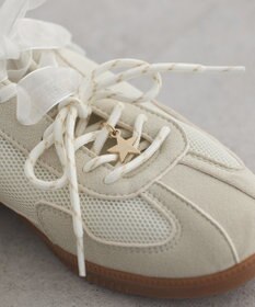 earth music&ecology チャーム付きＷリボンスニーカー