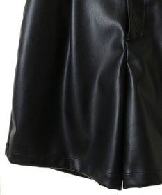 Green Parks レザーショートパンツ