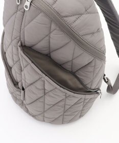 Y'SACCS バイアスキルトリュック