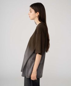 WEGO 【ユニセックス着用ITEM/MLサイズ展開】グラデーションワンポイントT（SS）