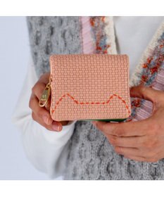 tsumori chisato CARRY エンボスメッシュ 2つ折り財布 ミニ財布 ネコステッチ
