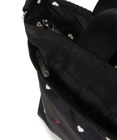 LeSportsac SMALL BUCKET TOTE/レッド/ホワイトハートEMB