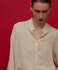 BEIGE， BRISSAC / スタンドカラーブラウス