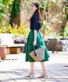 Tiaclasse 幅広く活躍が期待できるレース切替スカート