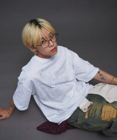 WEGO 【ユニセックス着用ITEM】ラインストーングラフィックT（SS）