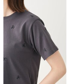 Green Parks ・Ｄｏｕｂｌｅ　Ｆｌａｇｓ　リボン刺繍ＴＥＥ