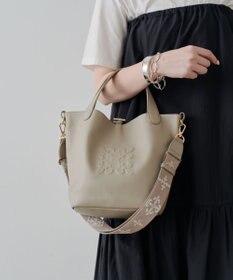 russet エンボスモノグラム2WAYタウントートバッグ(CE-1672-WEB)