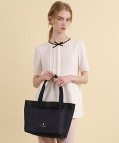 TOCCA 【撥水・A4サイズ対応】RIBBON BRICK A4TOTE トートバッグ ネイビー系