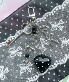 WEGO ドットハートキーホルダー