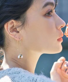 Tiaclasse 花弁ロングピアス