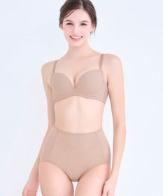 BRADELIS New York 【BRADELIS FIT  / 響きにくいシームレスタイプ】シームレスカップモールドブラ シンプルな薄手カップで軽い着け心地