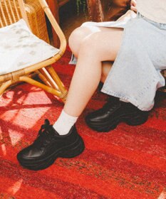 STEVE MADDEN BIONIC 2 ボリュームソールスニーカー