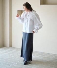 #Newans 【洗濯機可能/シワになりにくい】〈春名亜美さんコラボ〉ショルダーフリルブラウス