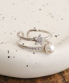 Tiaclasse フラワー＋パールダブルリング