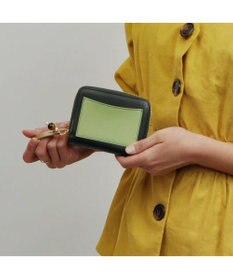 UNBILLION perche ジェムストーンチャームハーフラウンドウォレット