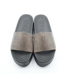 APOM ラインストーンリカバリーサンダル