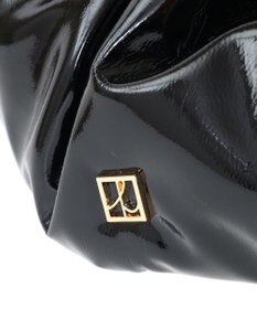 YECCA VECCA 【LE VERNIS】Momo mini bag