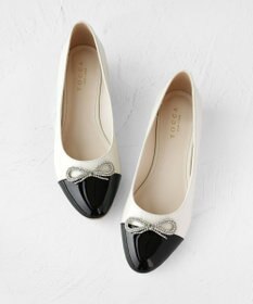 TOCCA 【選べる2デザイン・晴雨兼用】PAIR OF KNOT RAINPUMPS レインパンプス