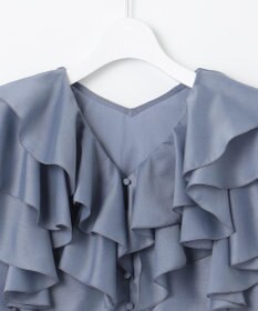 Feroux 【洗える】エアリーフリル ブラウス