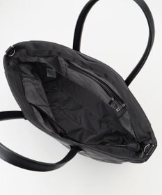 Y'SACCS ナイロン×リサイクルレザー　ホック2WAYトート　Mサイズ