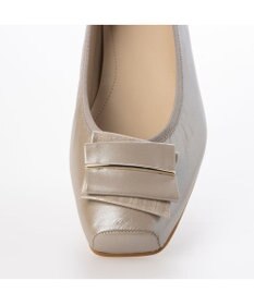 Riz raffinee <Riz raffinee>モチーフ金具付バレエパンプス